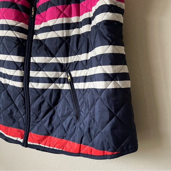 Crown & Ivy Quilted Puffer Vest - Picture 3 of 7